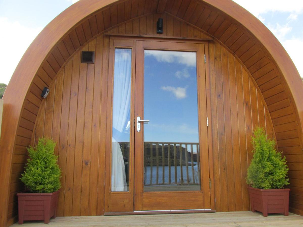 Loch Cromore Holiday Pods Экстерьер фото