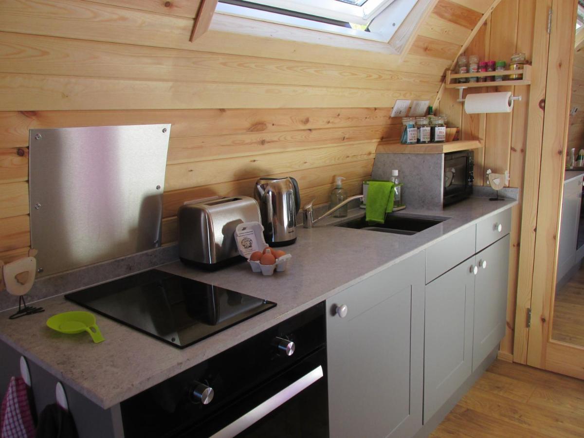 Loch Cromore Holiday Pods Экстерьер фото
